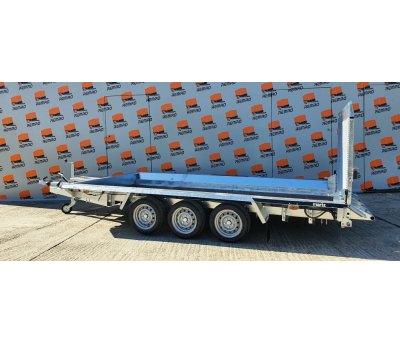 Remorcă nouă Martz Bau transport utilaje L400 3500 kg 3 axe,CIV si numere provizorii remorca-noua-martz-bau-transport-utilaje-l400-3500-kg-3-axe-2825.jpg