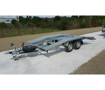 Trailer / platforma auto L400 de inchiriat