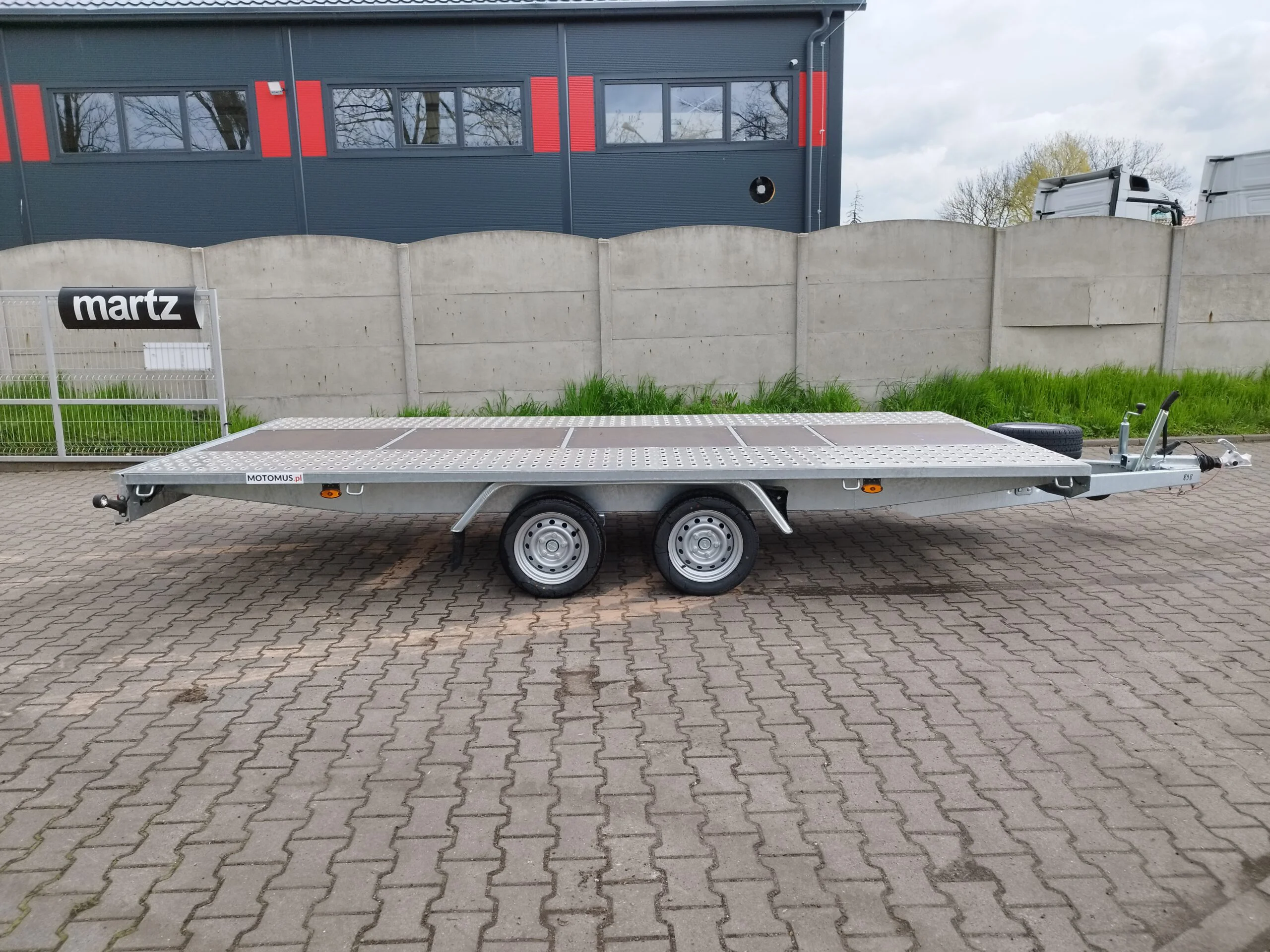 Platforma / trailer auto marca Niewiadow Mars L 450 x l 210 platforma-trailer-auto-marca-niewiadow-mars-l-450-x-l-210--3761.webp
