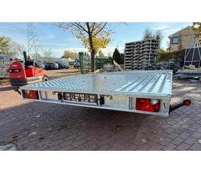 Platforma / trailer auto marca Martz GT Unideck Plus L600 pod aluplatforma-trailer-auto-marca-martz-gt-unideck-plus-l600-pod-alu-3995.jpg